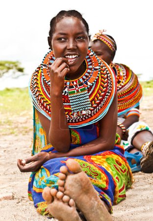 Foto de Bastante africano adolescente retrato ver - Imagen libre de derechos