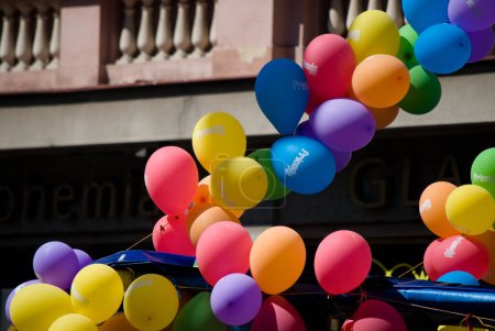 Téléchargez les photos : Jour du défilé de la fierté à Prague - en image libre de droit