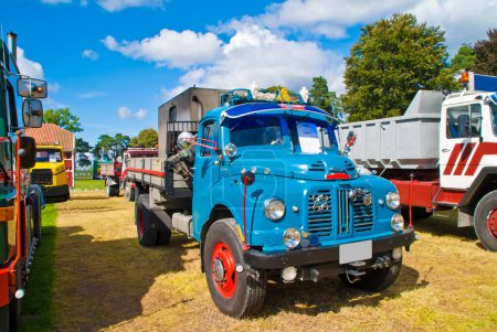 Téléchargez les photos : 1954 camion austin diesel (britannique) - en image libre de droit