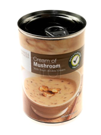 Téléchargez les photos : "Étain de crème de soupe aux champignons" - en image libre de droit