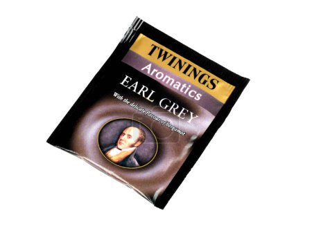 Téléchargez les photos : Jumelages Earl Grey Tea Bag sur fond blanc - en image libre de droit