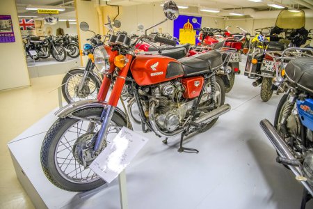 Téléchargez les photos : Moto vintage, 1969 honda cb - en image libre de droit