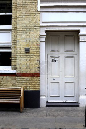 Téléchargez les photos : Porte Fouberts Place Londres - en image libre de droit