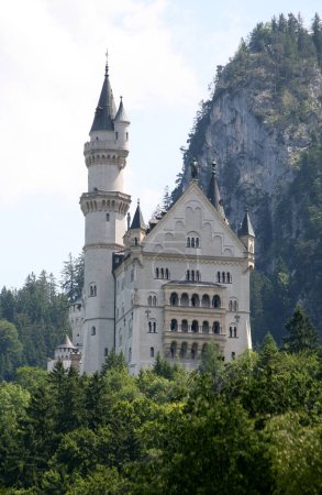 Téléchargez les photos : Belle vue sur Château Neuschwanstein - en image libre de droit