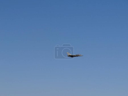 Foto de Aviones rafale. Avión militar moderno - Imagen libre de derechos