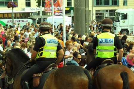 Téléchargez les photos : Police au défilé à Londres - en image libre de droit