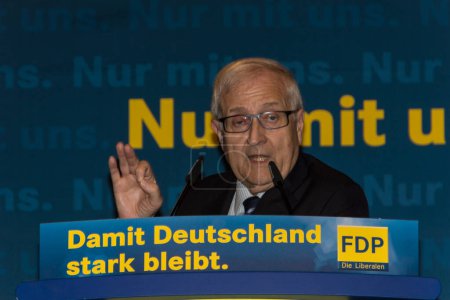 Téléchargez les photos : Rainer Bruederle, le candidat leader du FDP - en image libre de droit