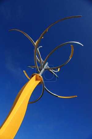 Téléchargez les photos : Sculpture by the Sea exhibit at Bondi, Australia - en image libre de droit