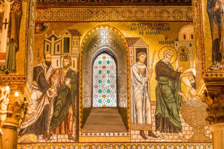 Foto de "Mosaico dorado en la iglesia de La Martorana, Palermo, Italia
 " - Imagen libre de derechos