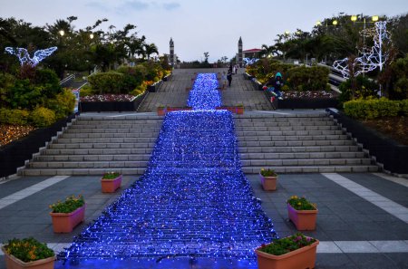 Téléchargez les photos : Illumination à Ocean Expo Park à Okinawa au Japon - en image libre de droit