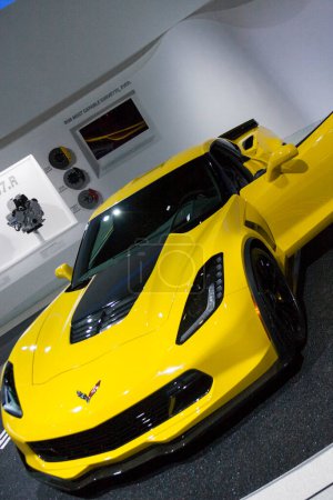 Téléchargez les photos : Salon international de l'auto de l'Amérique du Nord 26 janvier 2014 à Detroit. exposition de voitures de luxe - en image libre de droit