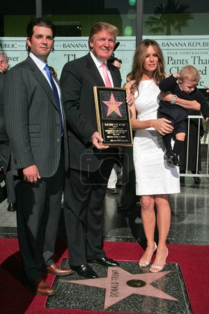 Téléchargez les photos : Donald Trump Hollywood Cérémonie du Walk of Fame - en image libre de droit