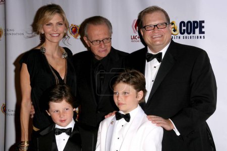 Photo for Larry King with Shawn Southwick and Drew Carey at the party celebrating Larry King's 75th Birthday and 20th Anniversary of Larry King Cardiac Foundation. Hollywood and Highland Grand Ballroom, Hollywood, CA. - Royalty Free Image