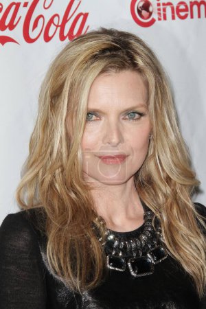 Téléchargez les photos : Michelle Pfeifferat the CinemaCon 2012 Awards, Caesars Palace, Las Vegas, NV 26-04-12 - en image libre de droit