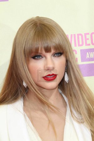 Téléchargez les photos : Taylor Swift aux Video Music Awards 2012, Staples Center, Los Angeles, CA - en image libre de droit