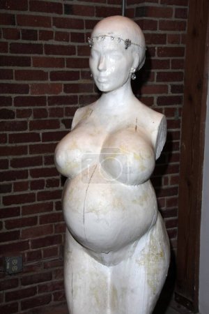 Photo for Los Angeles. Kim Kardashian Nude Statue. Artist Daniel Edwards - Royalty Free Image