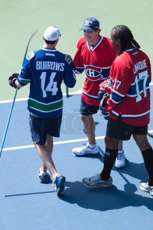 Foto de MONTREAL CANADÁ 03 AGOSTO 2013: Daniel "Danny" Briere es un jugador de hockey sobre hielo profesional canadiense que juega para los canadienses de Montreal de la Liga Nacional de Hockey. - Imagen libre de derechos
