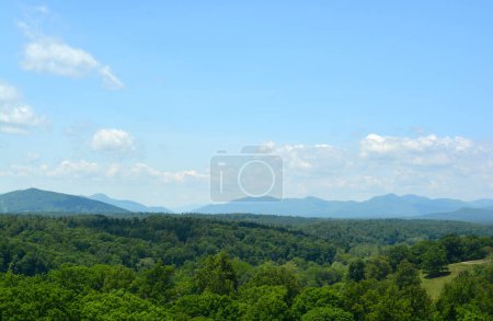 Foto de Asheville Carolina del Norte. hermoso fondo de naturaleza - Imagen libre de derechos