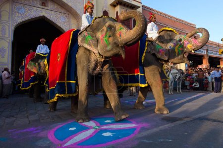 Téléchargez les photos : Vue sur Gangaur Festival-Jaipur - en image libre de droit
