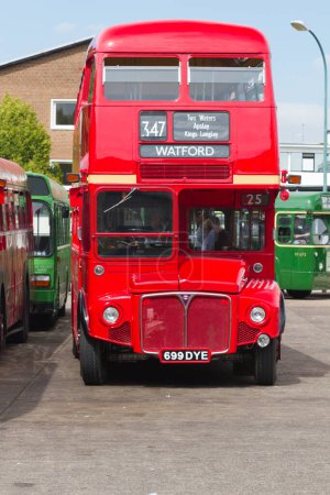 Foto de Autobús Routemaster de Londres RM1699 - Imagen libre de derechos