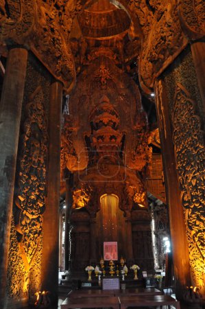 Téléchargez les photos : Sanctuaire de la Vérité à Pattaya, Thaïlande - en image libre de droit