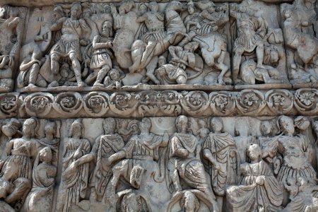 Téléchargez les photos : Arc de Galerius vue rapprochée - en image libre de droit