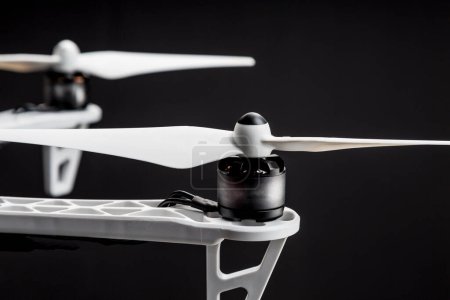 Téléchargez les photos : Hélice de drone fond texturé abstrait pour l'espace de copie - en image libre de droit