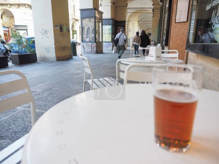 Téléchargez les photos : Ale glass of beer - en image libre de droit