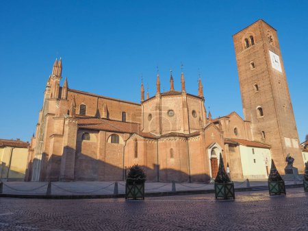 Foto de Catedral de Chieri, Italia. viajes - Imagen libre de derechos