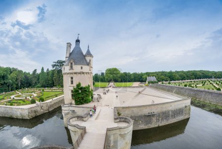 Foto de Hermosa vista del castillo de Chenonceau en el río Cher - Imagen libre de derechos