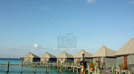 Téléchargez les photos : Belle station tropicale aux Maldives - en image libre de droit