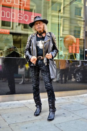 Foto de Semana de la Moda de Londres, Street style - Imagen libre de derechos