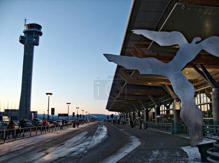 Foto de Oslo Airport - Gardemoen Airport Terminal, Noruega - Imagen libre de derechos
