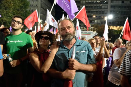 Téléchargez les photos : ATHÈNES - Rassemblement pour les élections générales du GREEK - SYNTAGMA SQUARE - en image libre de droit
