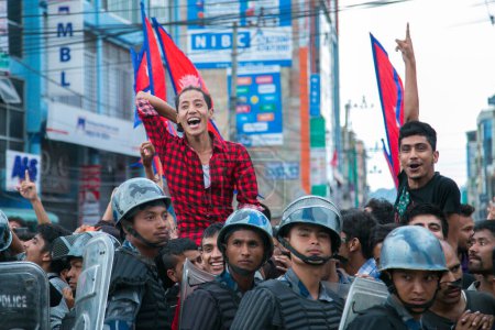 Téléchargez les photos : NEPAL - POLITIQUE - Constitution du Royaume du Népal - en image libre de droit