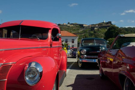Foto de Street & Cruisin 'Club Halden organiza anualmente una de las reuniones de coches más frecuentados de Noruega para coches clásicos. - Imagen libre de derechos