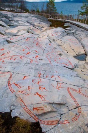 Téléchargez les photos : Sculptures rupestres en Alta - en image libre de droit