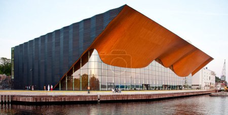 Foto de Kilden - Teater- og Konserthus Kristiansand, av arkitekt ALA architects Ltd (Helsinki) i samarbeid med SMS arkitekter AS (Kristiansand) - Imagen libre de derechos