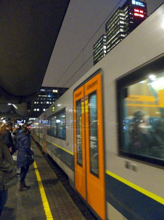 Foto de Estación de tren en Oslo, imagen borrosa - Imagen libre de derechos