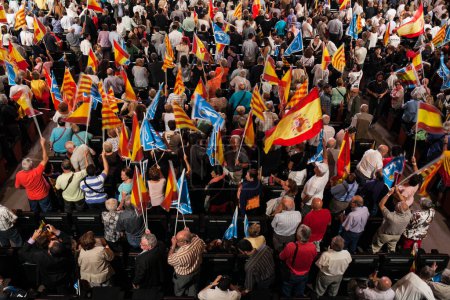 Foto de Barcelona - Elecciones catalanas - Manifestación popular - Imagen libre de derechos