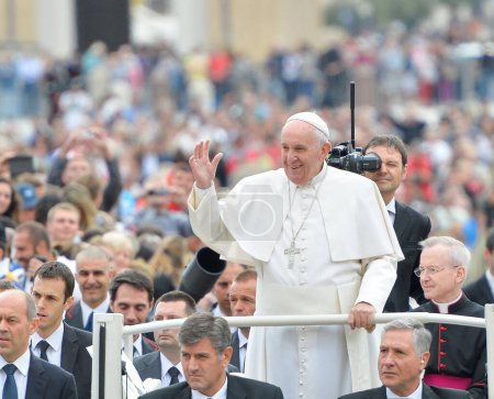 Photo for VATICAN. POPE AND AUDIENCE IN CITY - Royalty Free Image