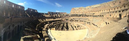 Téléchargez les photos : Colosseum in rome, italie - en image libre de droit
