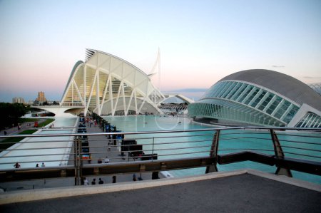 Téléchargez les photos : Ciudad de las artes y las ciencias en Valence, Espagne - en image libre de droit