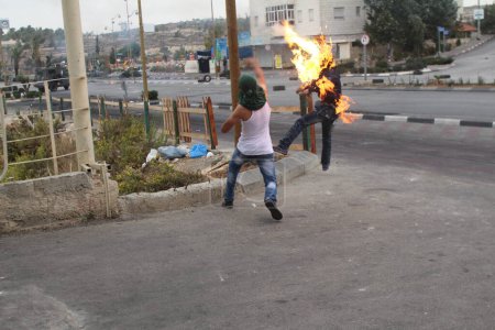 Téléchargez les photos : CONFLITS D'ISRAEL PALESTINIEN - CLASSES - en image libre de droit