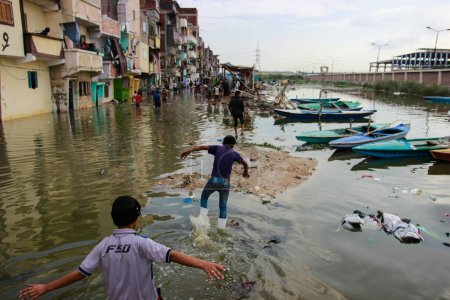 Téléchargez les photos : Le temps des inondations à Alexandrie, Egypte - en image libre de droit