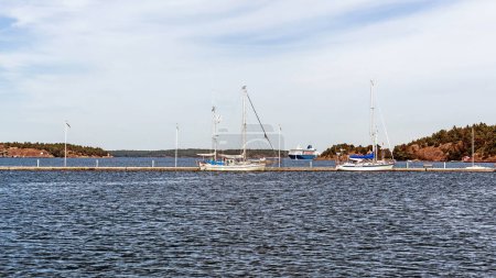 Téléchargez les photos : Paysage près de Nynashamn vue panoramique - en image libre de droit