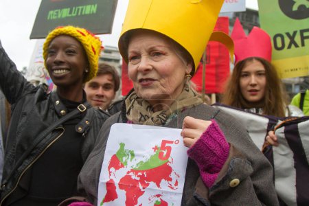 Photo for UNITED KINGDOM, London: Emma Thompson and fashion designer Vivienne Westwood have joined tens of thousands of people calling for action to tackle climate change on November 29, 2015. - Royalty Free Image