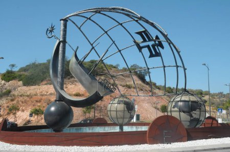 Téléchargez les photos : Albufeira art rond-point au Portugal - en image libre de droit
