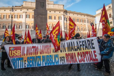 Foto de ITALIA, Roma: Miembros del USB organizaron un mitin en Roma, el 27 de enero de 2016 - Imagen libre de derechos