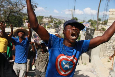 Téléchargez les photos : HAITI - PORT AU PRINCE - démonstration- UNREST - en image libre de droit